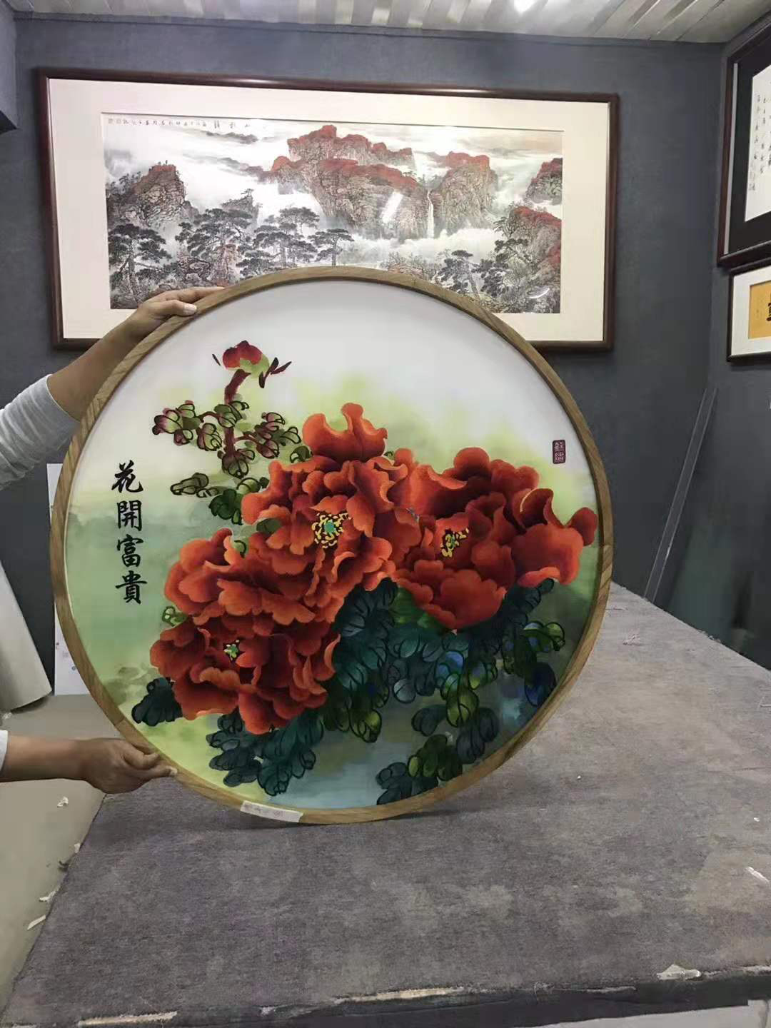 苏绣定制玄关《花开富贵》《年年有余》装饰画