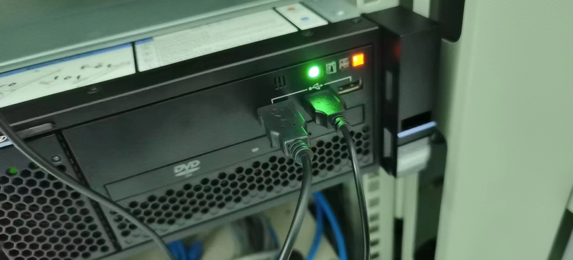 IBM X3550M5服务器无法开机