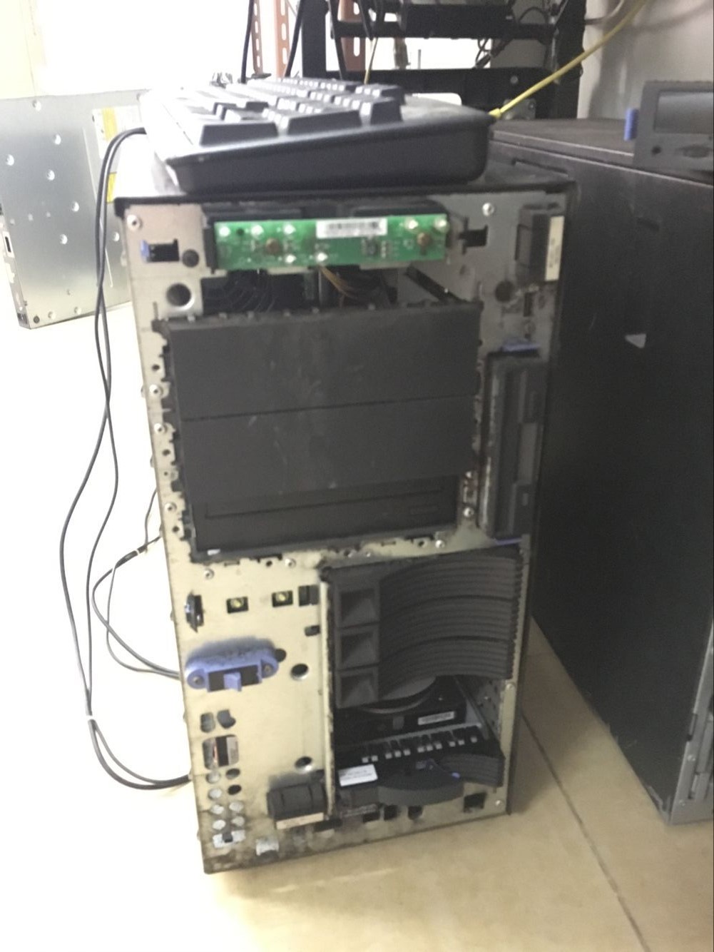 IBM X235无法进入系统