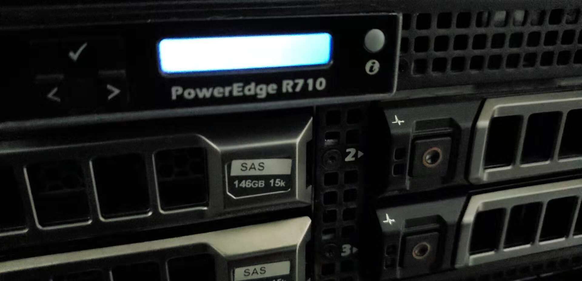 DELL R710无法进入系统