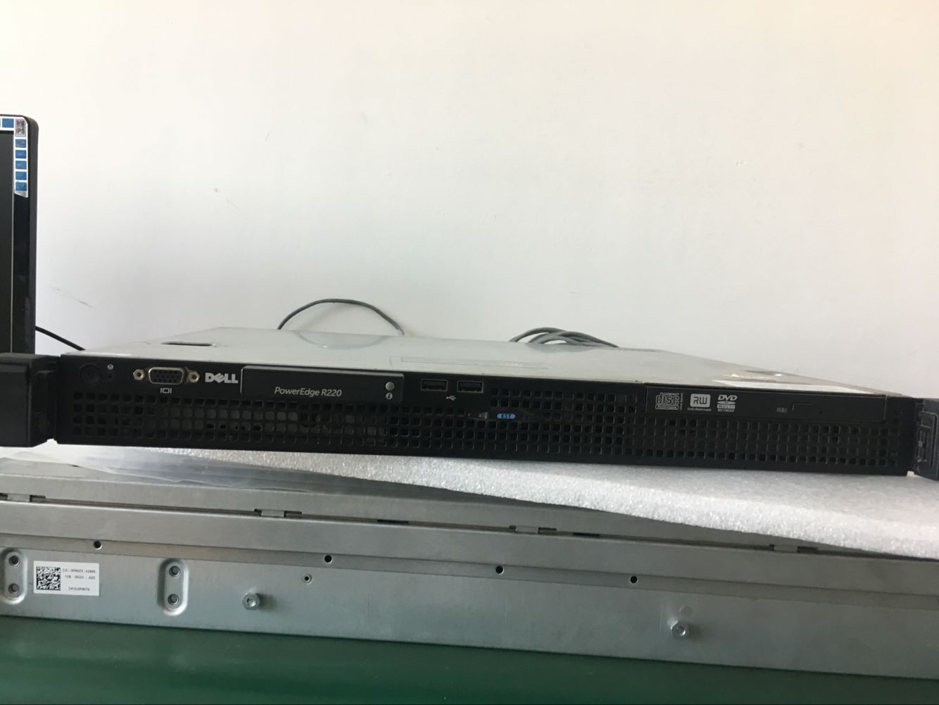 DELL R220自动死机