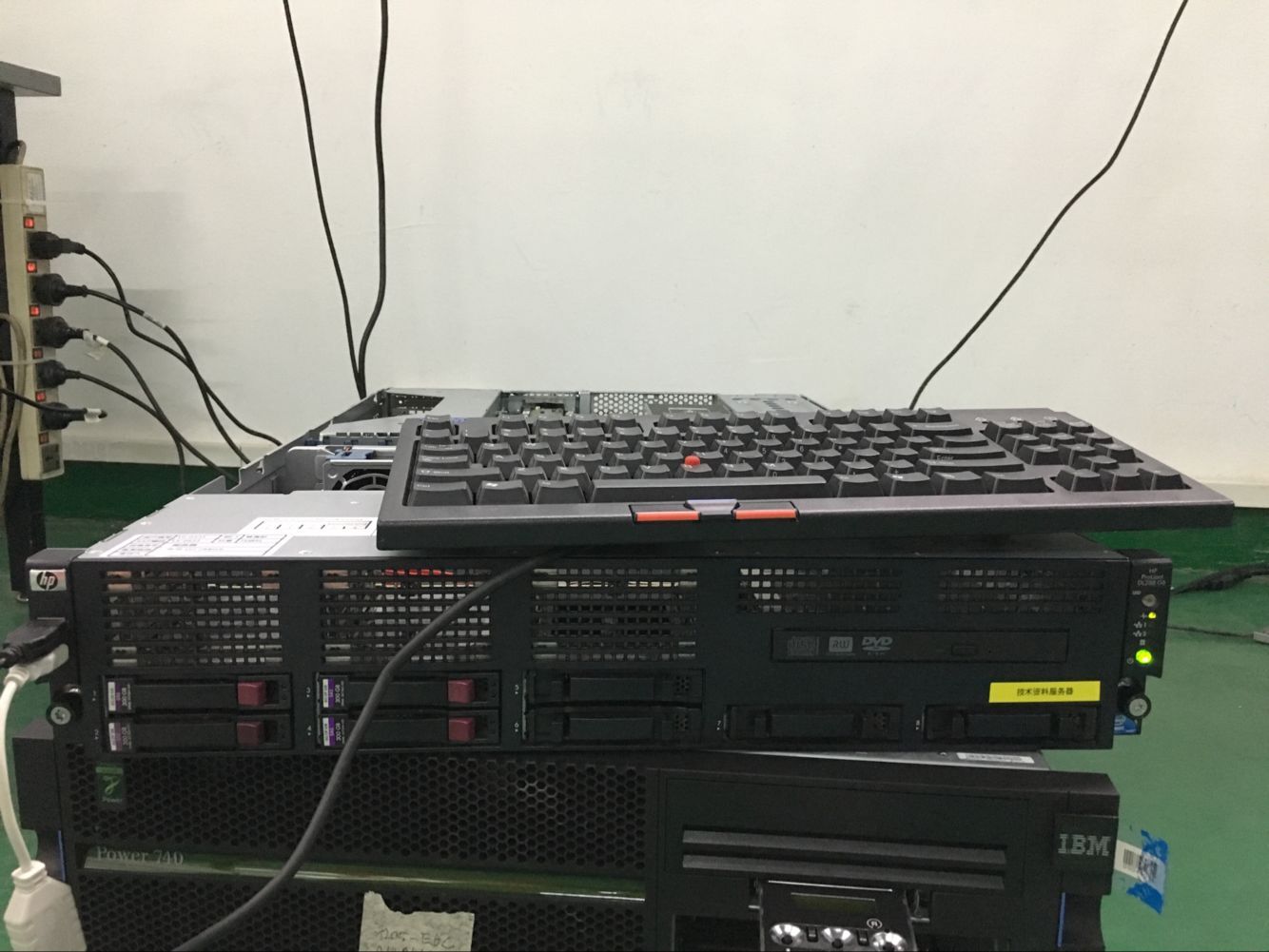 HP ProLiant DL288  G6无信号输入
