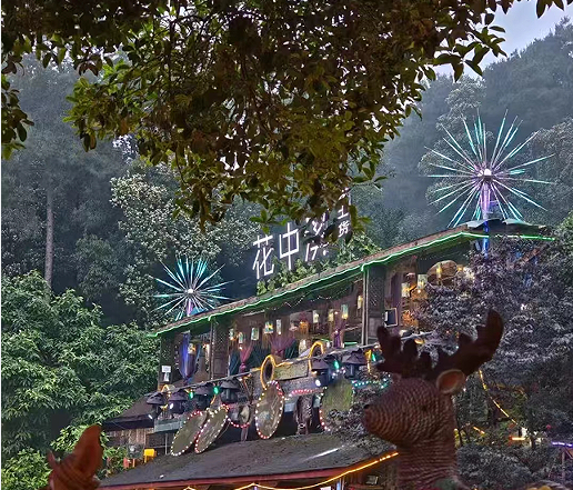 花中溪换新颜