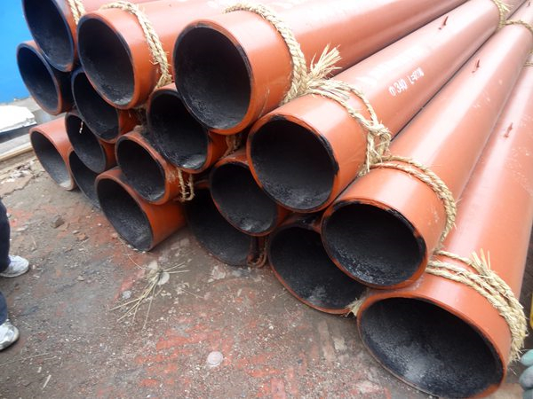 自蔓燃陶瓷耐磨管道