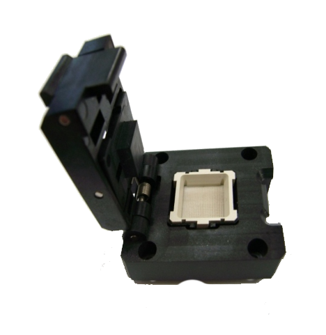 650 Series Clamshell Socket