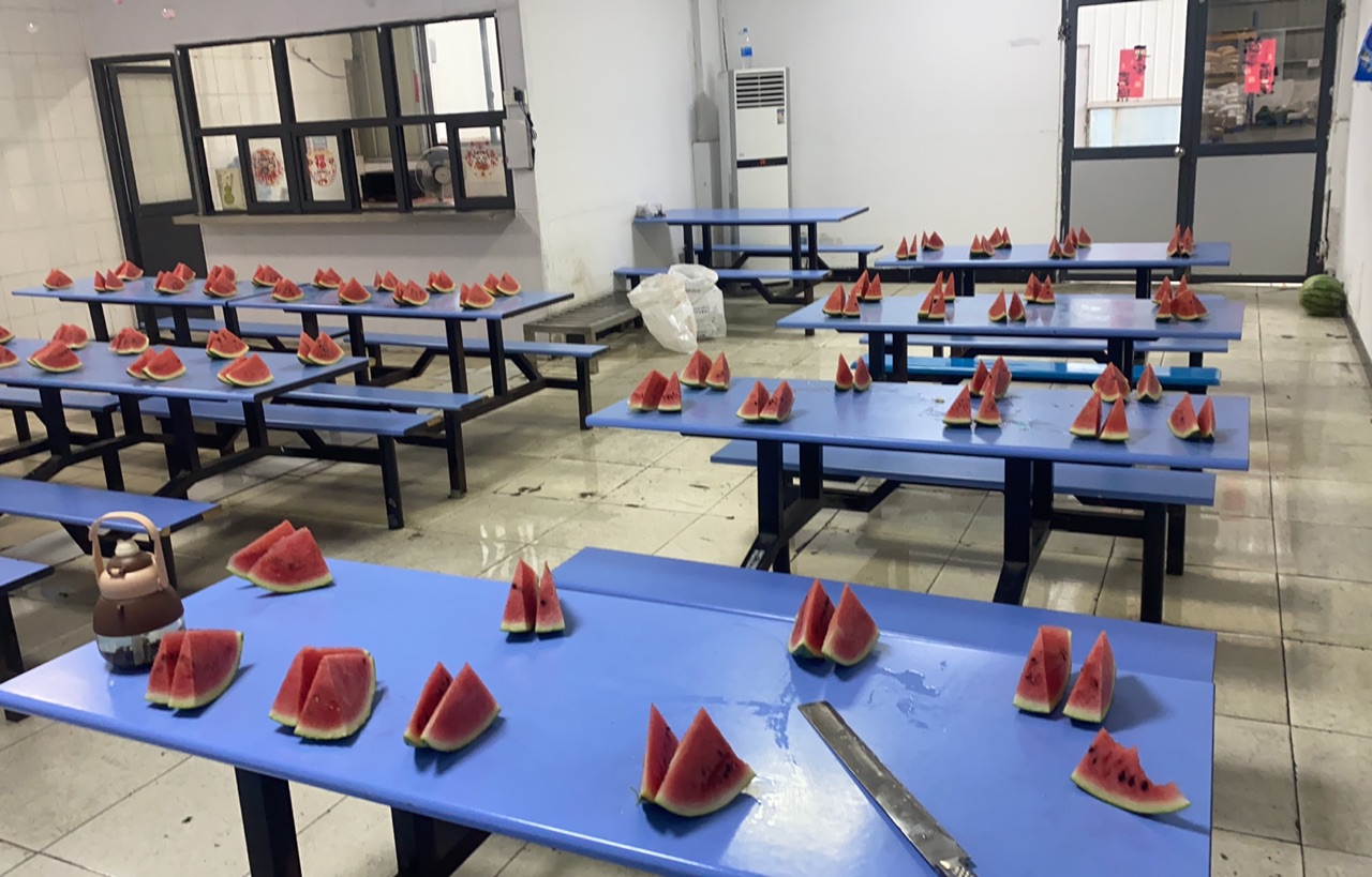 🍉 DAIM高温关怀在行动！ 为辛苦奋战在现场的伙伴们送上清凉西瓜！