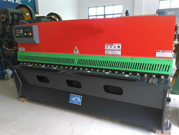 剪板機4M
