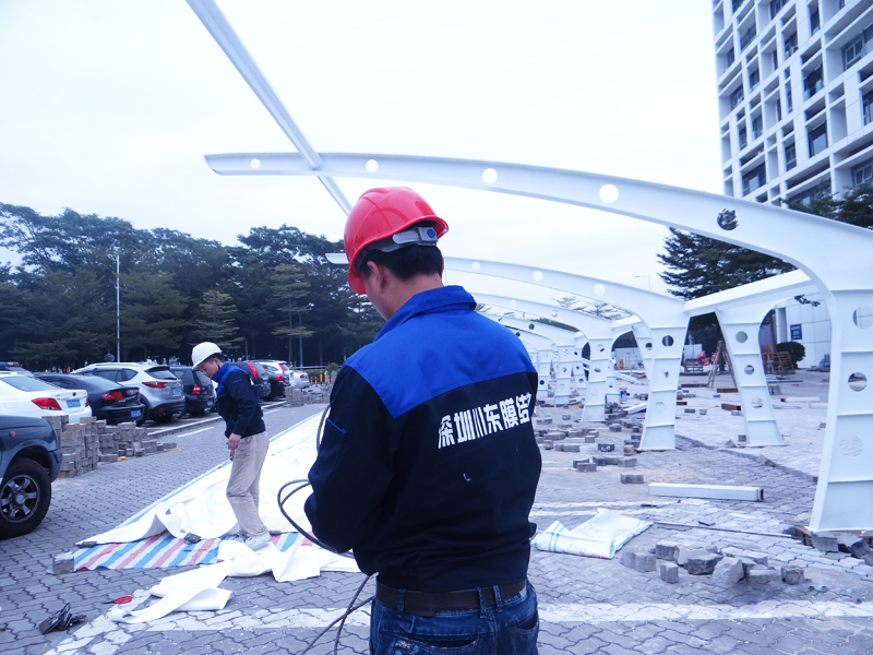 深圳机场东派出所停车棚