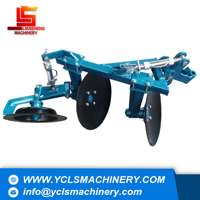 Disc plough for hand tractor