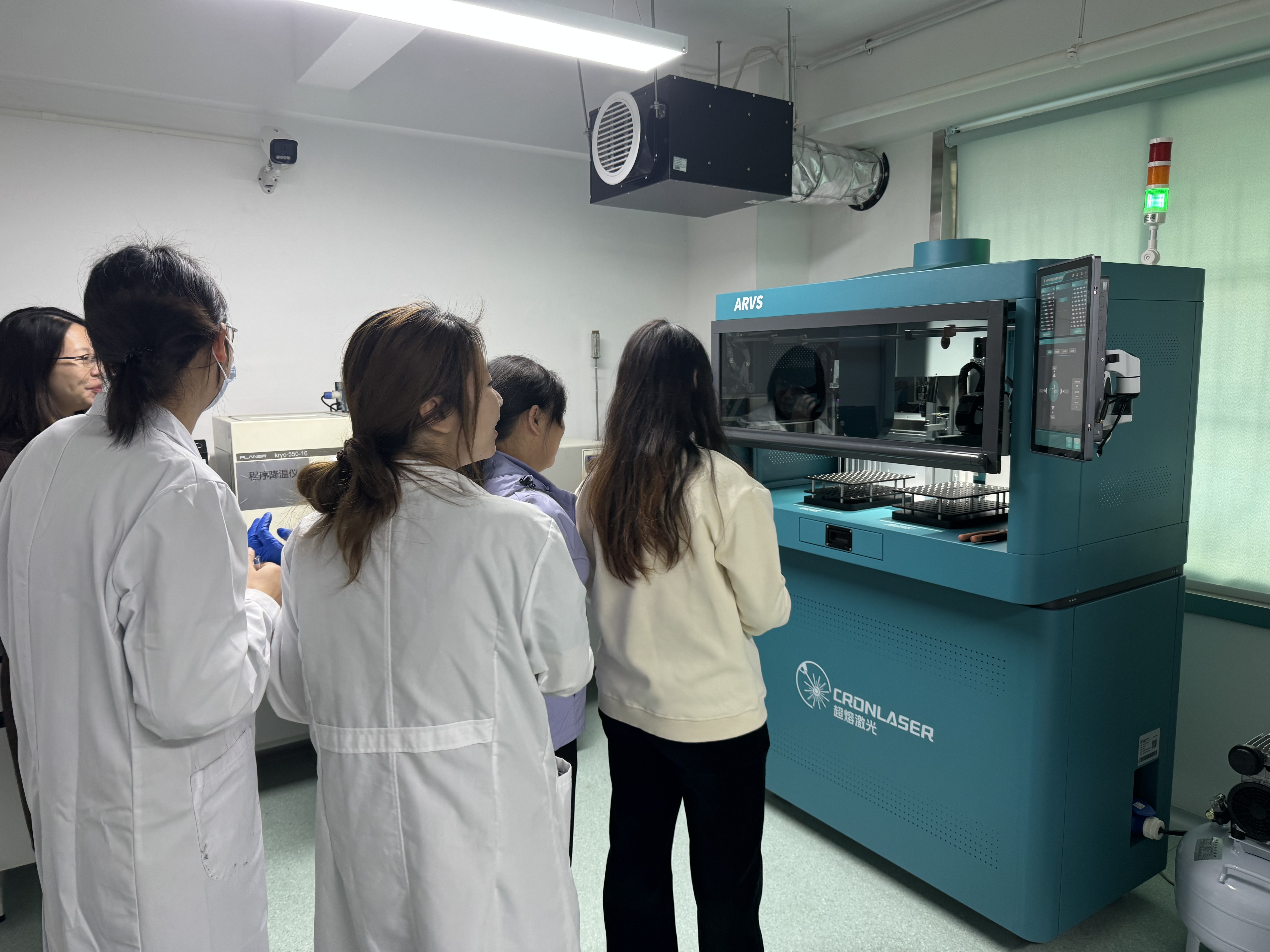 广东省科学院微生物研究所-ARVS全自动真空封管机安装培训