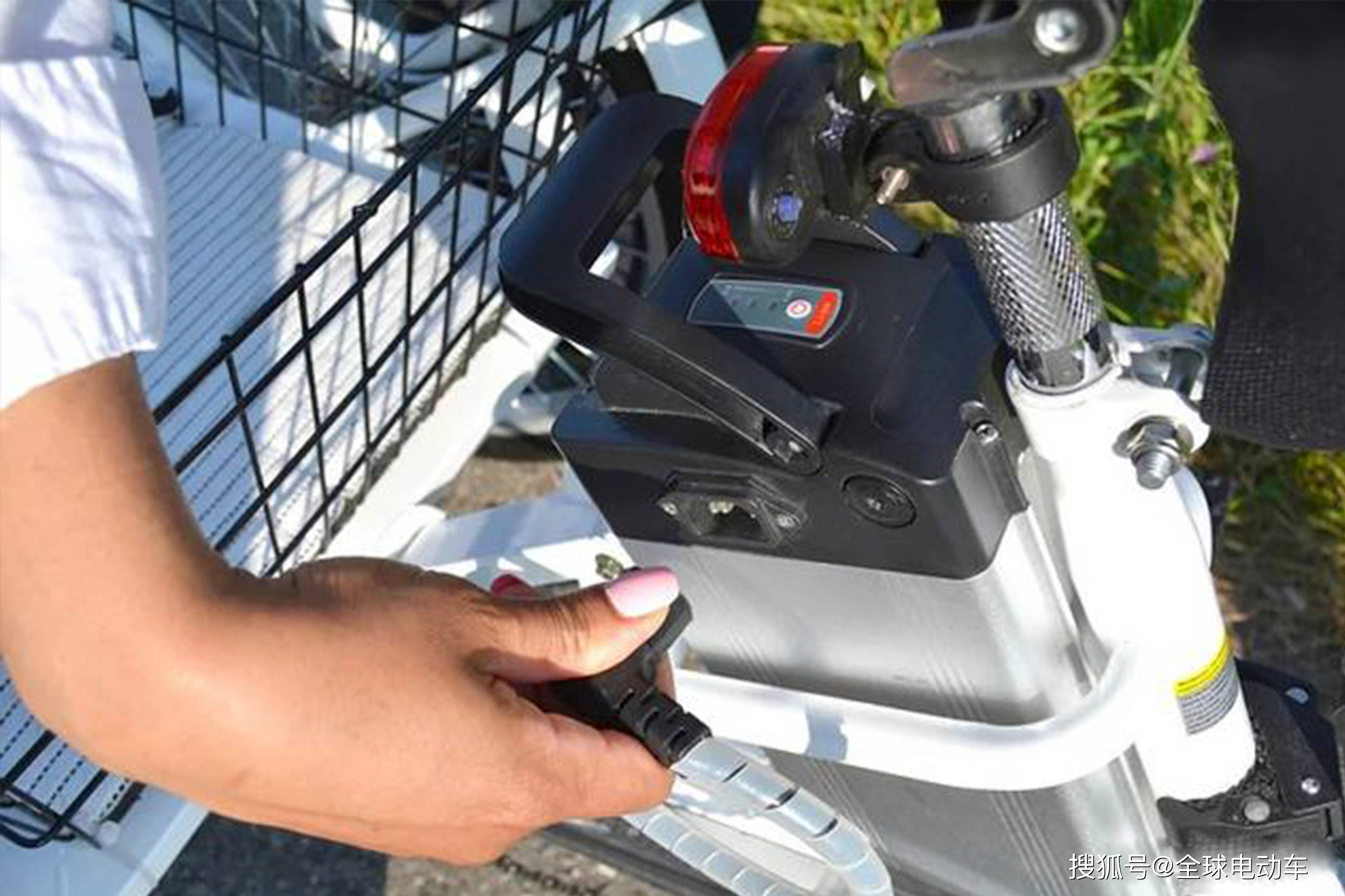 电动自行车“锂电池”将有统一国家标准