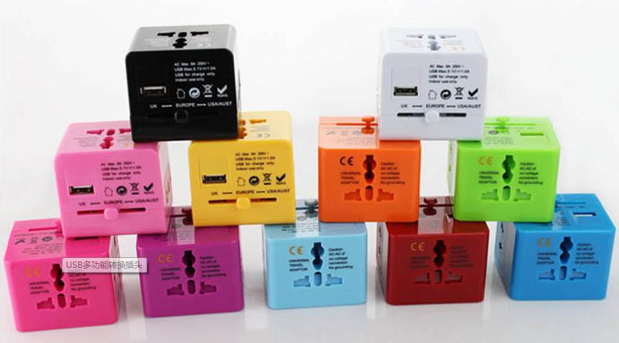 多用插座轉換器