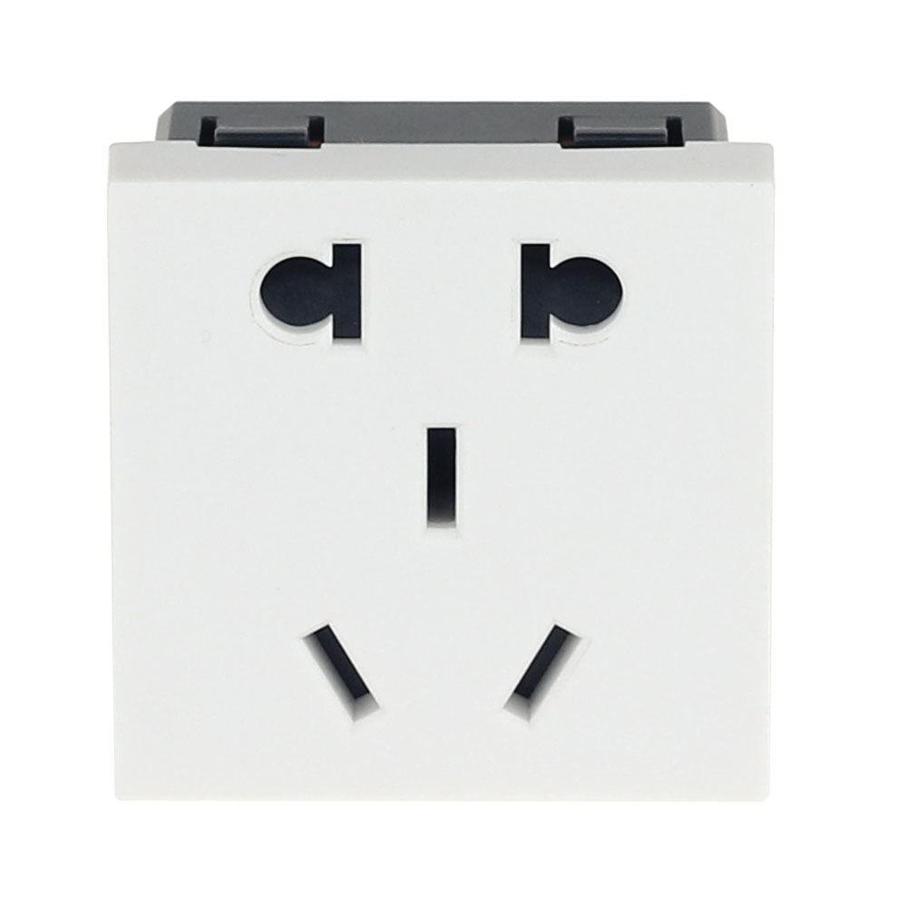 卡式新国标插座cn03