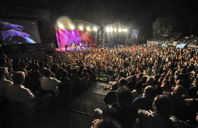 万能转换插头塞尔维亚