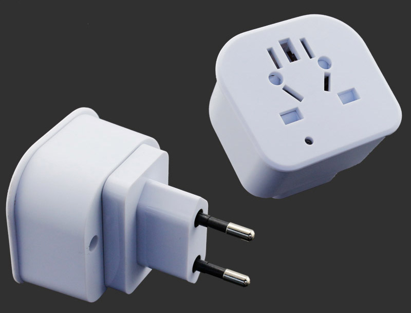 多功能轉(zhuǎn)換插頭 德標