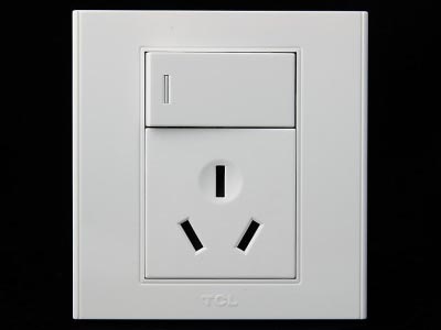 TCL插座