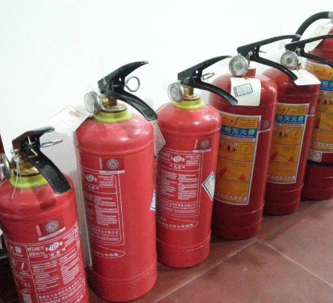 灭火器