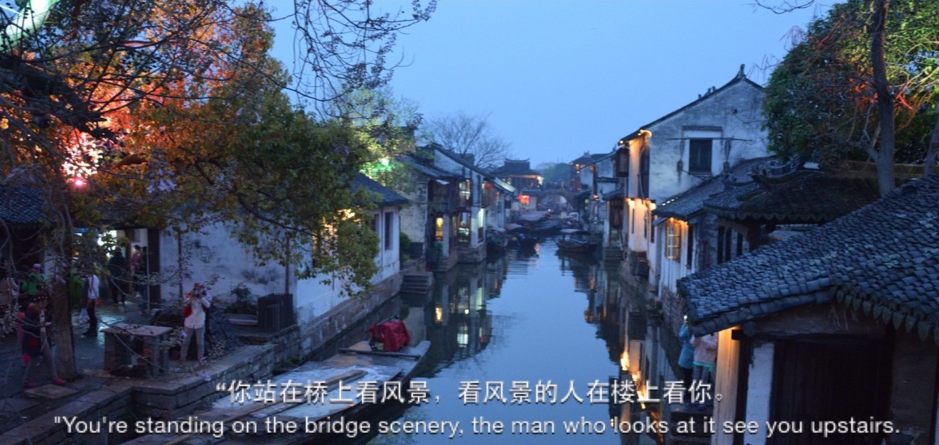 多功能插座轉換器