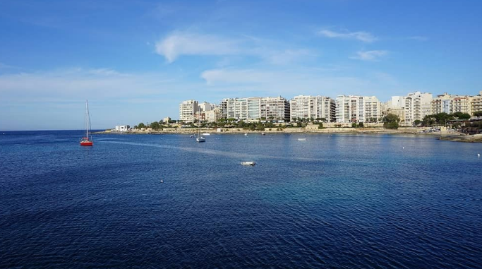 马耳他转换插头