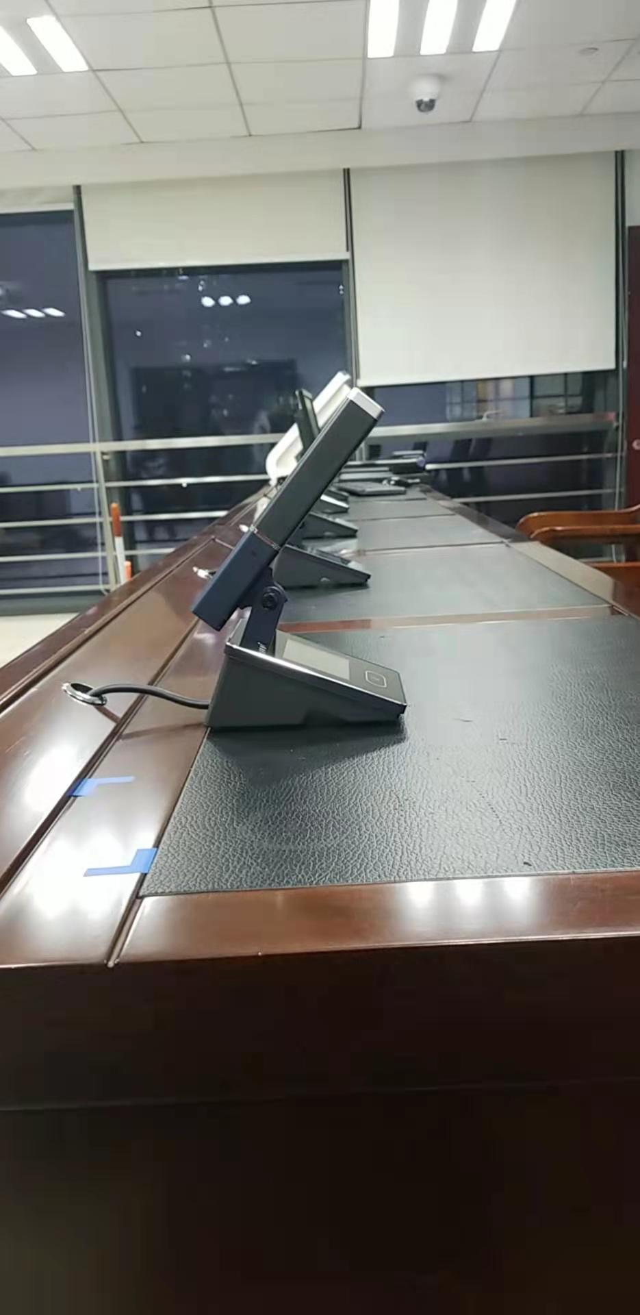 某市公共资源交易中心