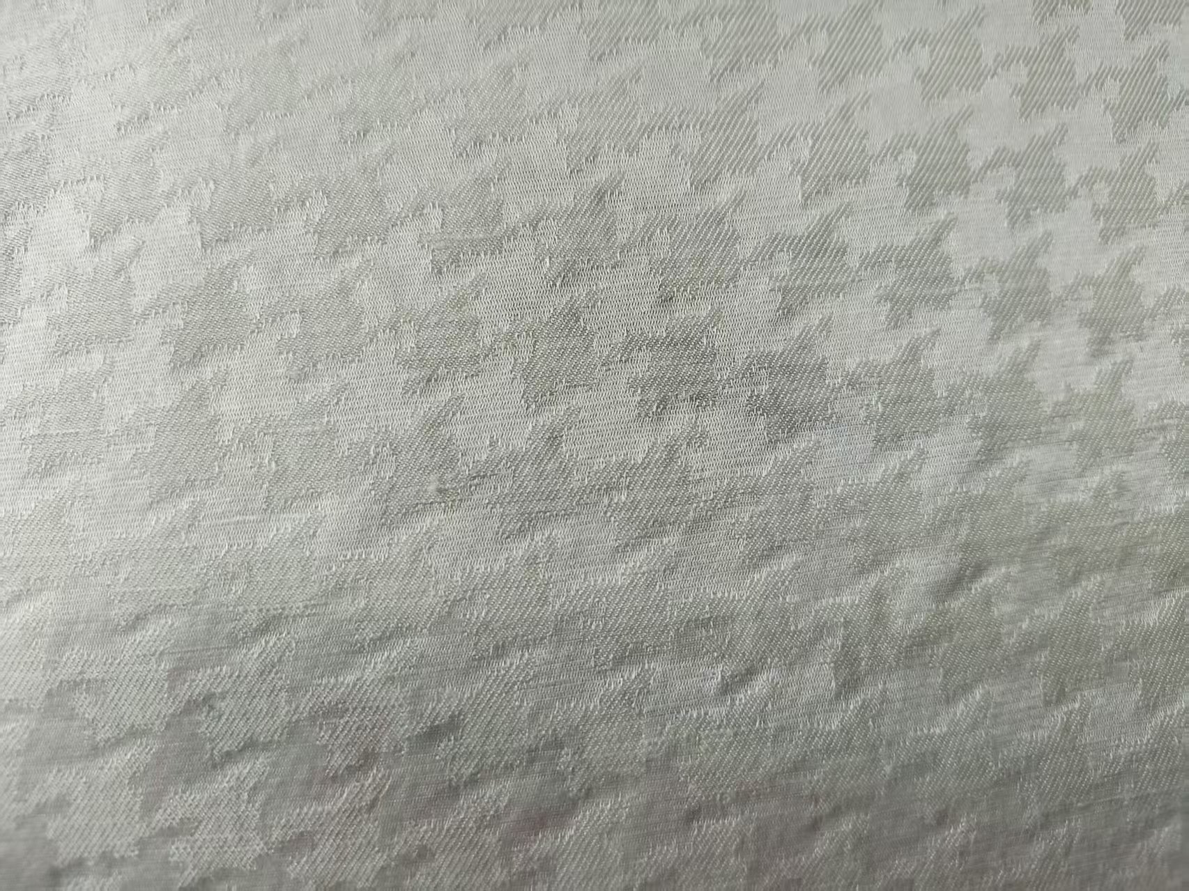 品名：丝亚麻羊毛千鸟格