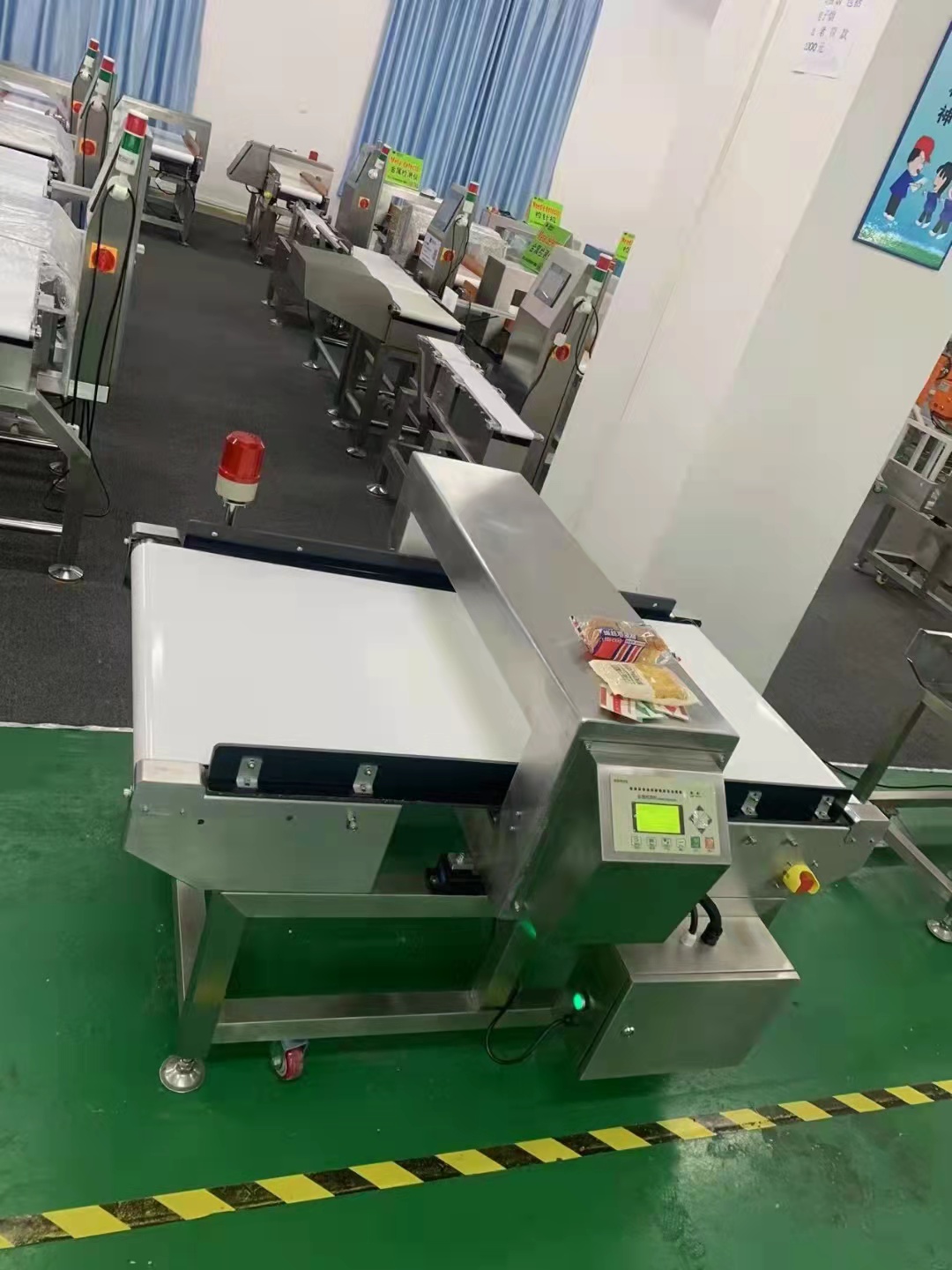 定制型金属探测仪准备发货