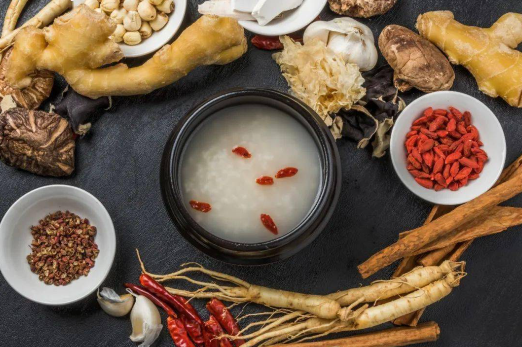 润肺养阴、药食同源的“百合”  食养怎么吃？