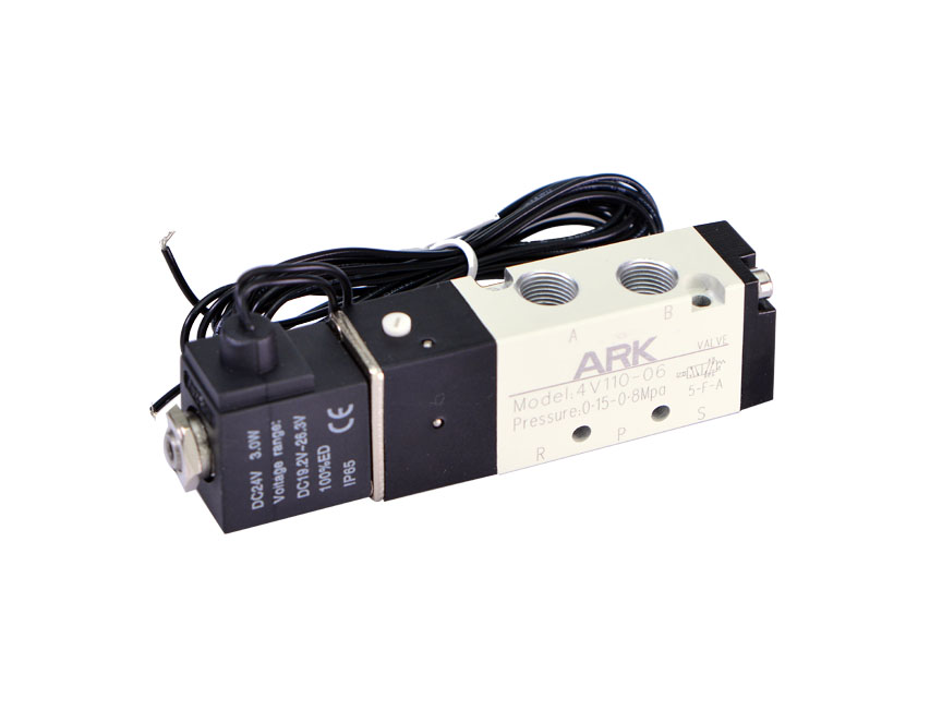 5通先导型电磁阀 4V100