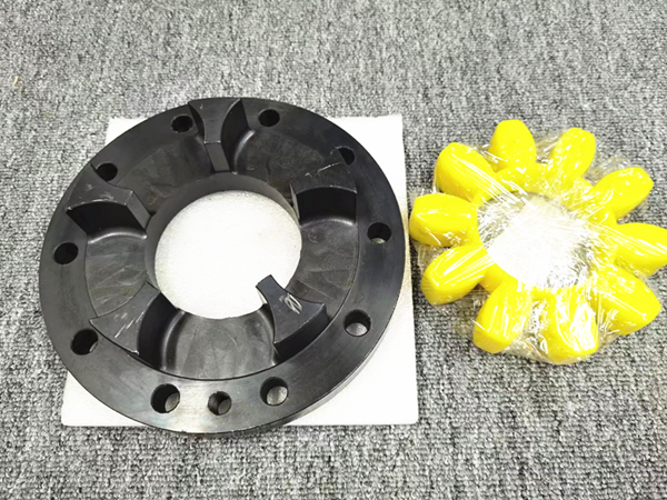 WP311L 036333 Flange hub compressor side
