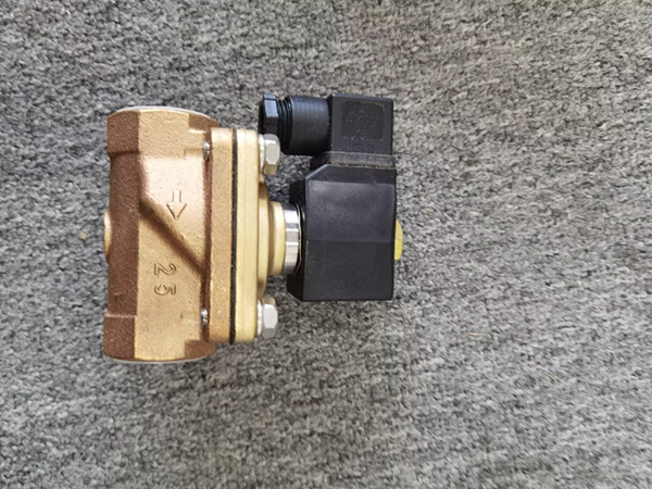 Taiko Kikai USC-20 solenoid valve Genuine