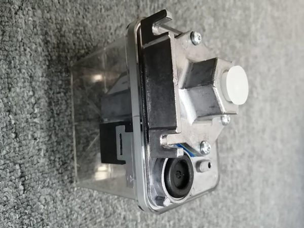 WP400 LOW OIL PRESSURE SWITCH 0.22-4BAR
