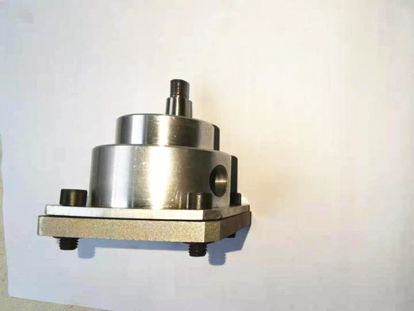 J.P SAUER & SOHN  WP80L Lub Oil Pump Coup 056260