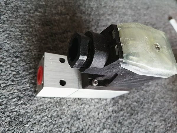 LUBE OIL PRESSURE CONTROL PRS-01