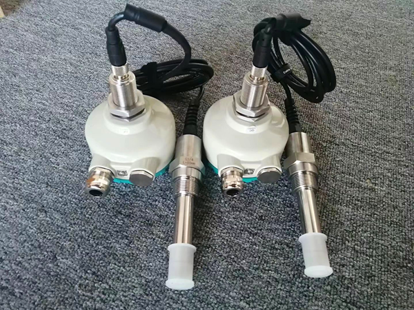 HYUNDAI MAN B&W 6S50MC-C7 COMBINED FLOW AND TEMPERATURE SENSOR ELS-300