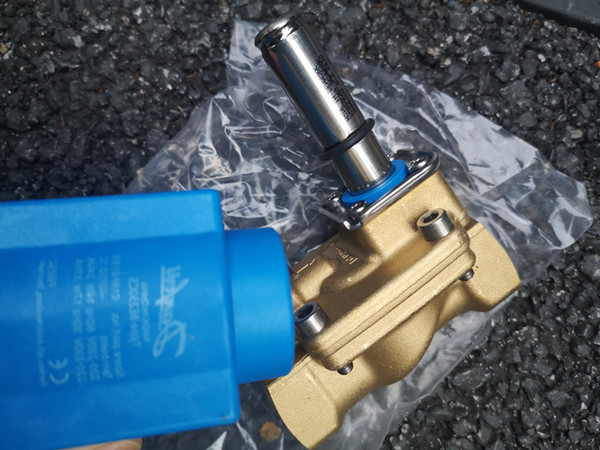 Solenoid Valve 037681 DENMARK