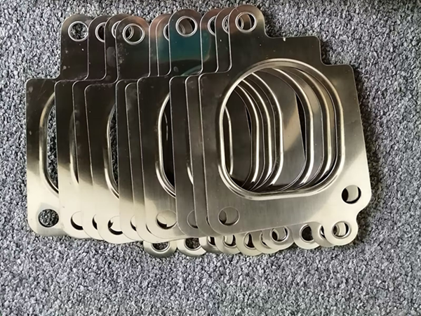 DK20 E202150270 EXHAUST MANIFOLD GASKET