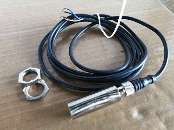 PEPPERL + FUCHS NJ5-18GM50-A2-V1 Proximity switch