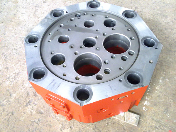 8PC2-5L Cylinder head bare