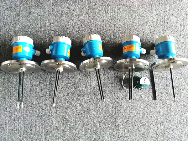HR-665261 ELECTRODE TYPE LEVEL SWITCH