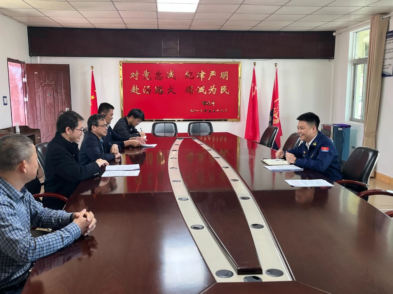 天能電力公司前往樂(lè)東縣消防大隊(duì)開展消防安全座談交流活動(dòng)