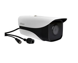 大华130万120米四灯红外防水网络摄像机