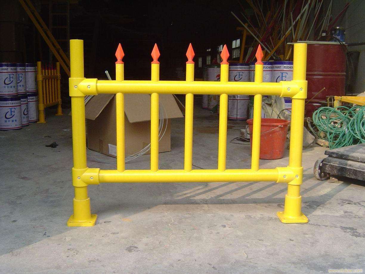 玻璃鋼道路護欄