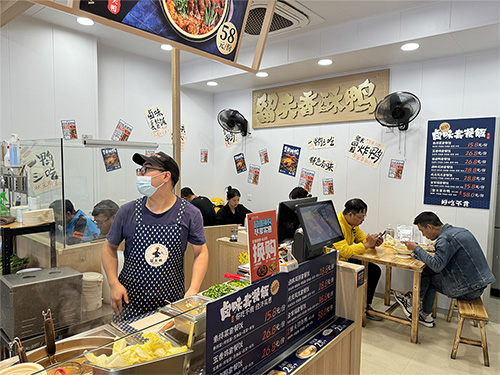 留夫鸭的进击之路，热卤新模式将成为未来新星