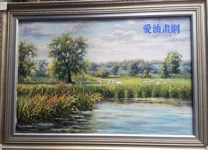 青青的河水映碧霞