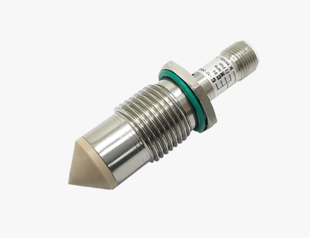 WKC2104    锥形液位传感器