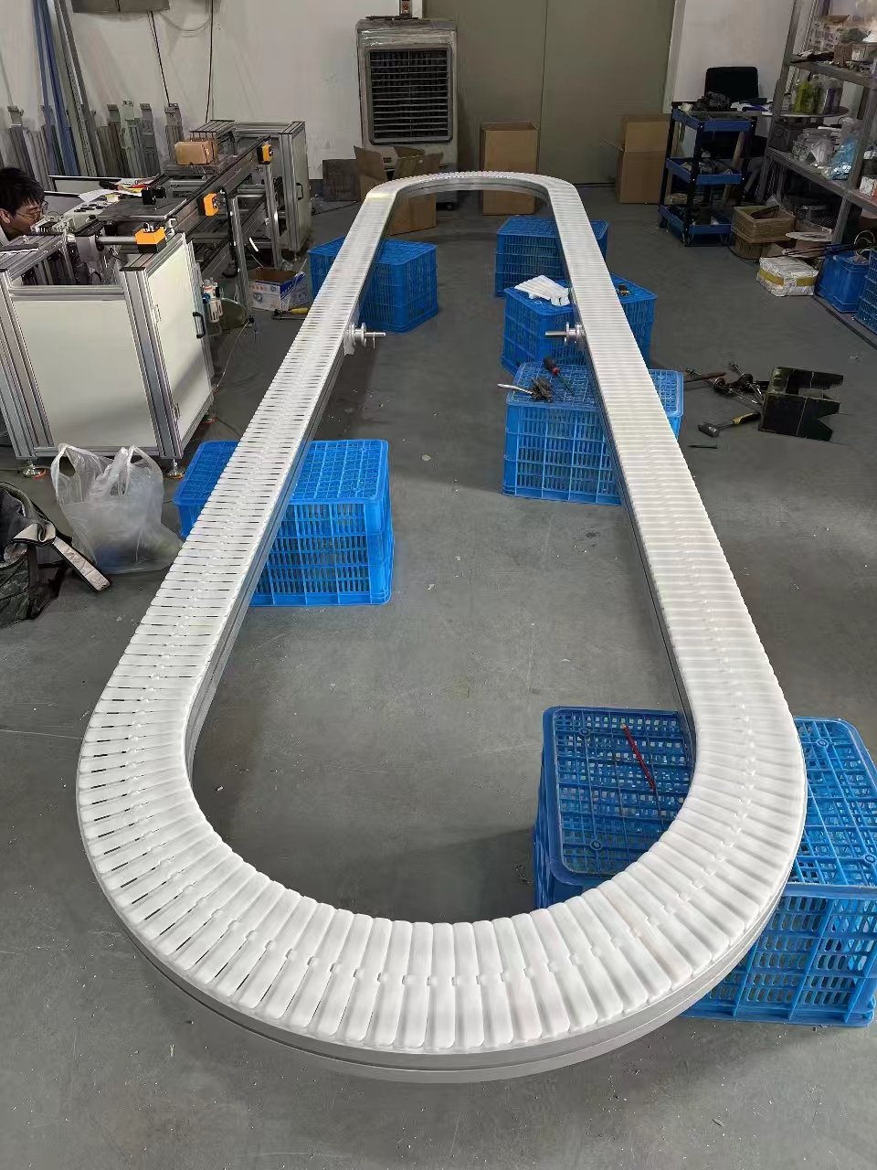 175柔性链输送机