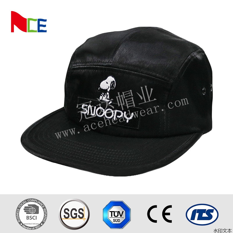 黑色毛料平沿帽