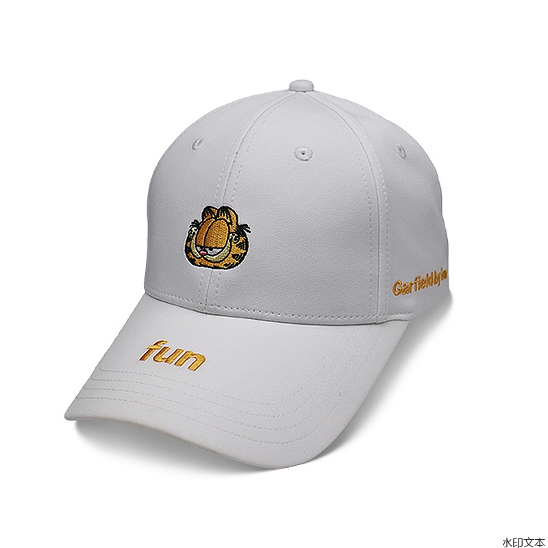 白色刺绣鸭舌帽