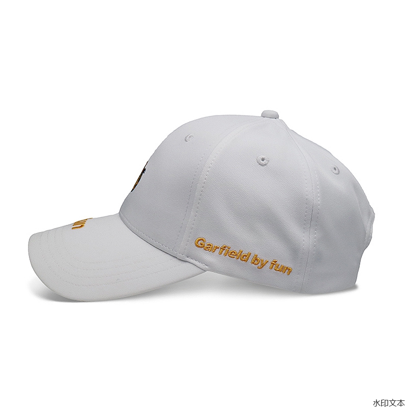 白色刺绣鸭舌帽