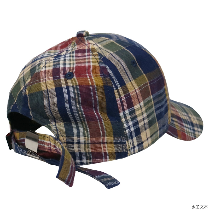 格子花纹鸭舌帽